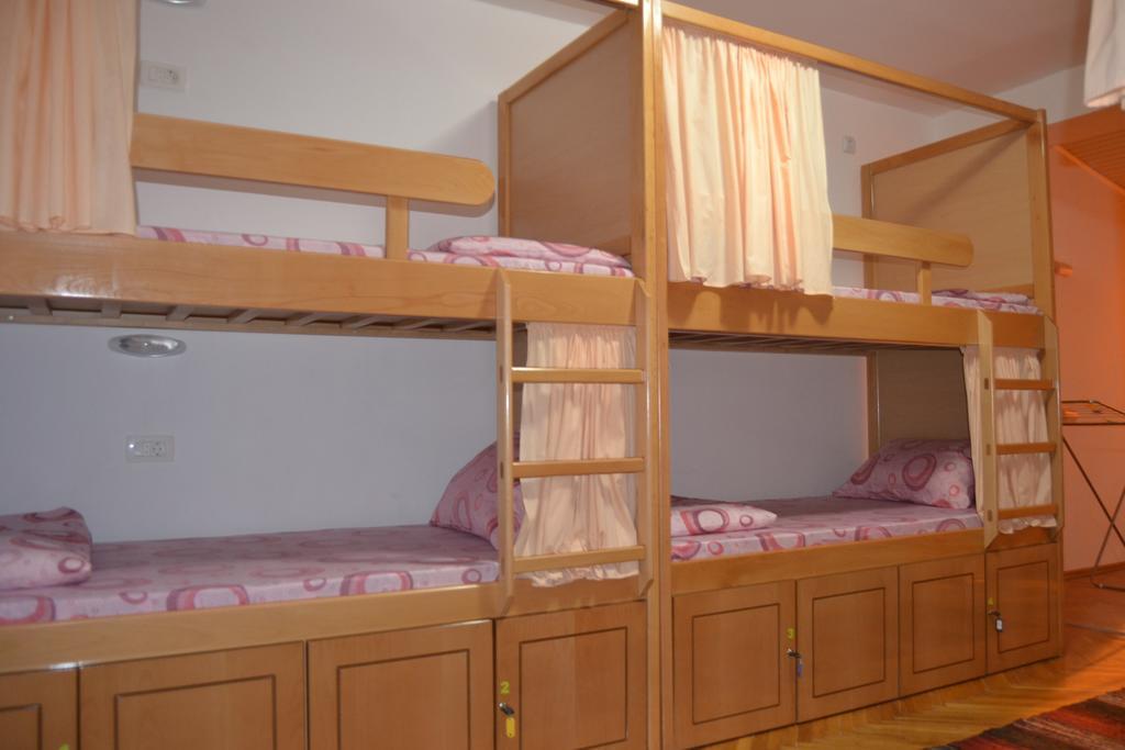 Hostel Valentin 2 Skopje Camera foto